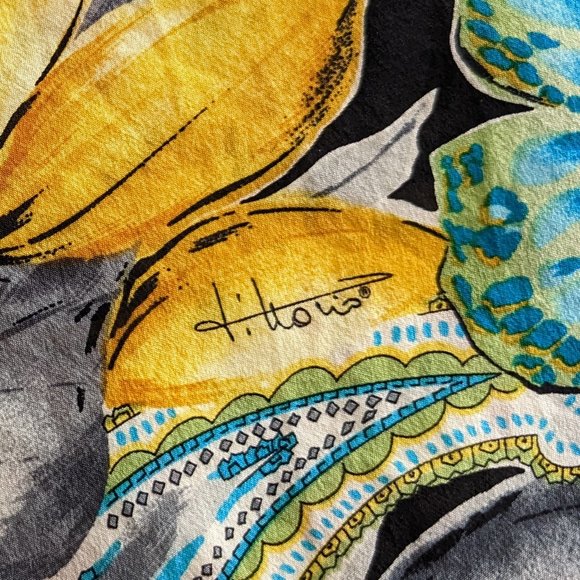 Vintage Vittorio 100% Italian made Silk Butterfly Scarf - Picture 3 of 10